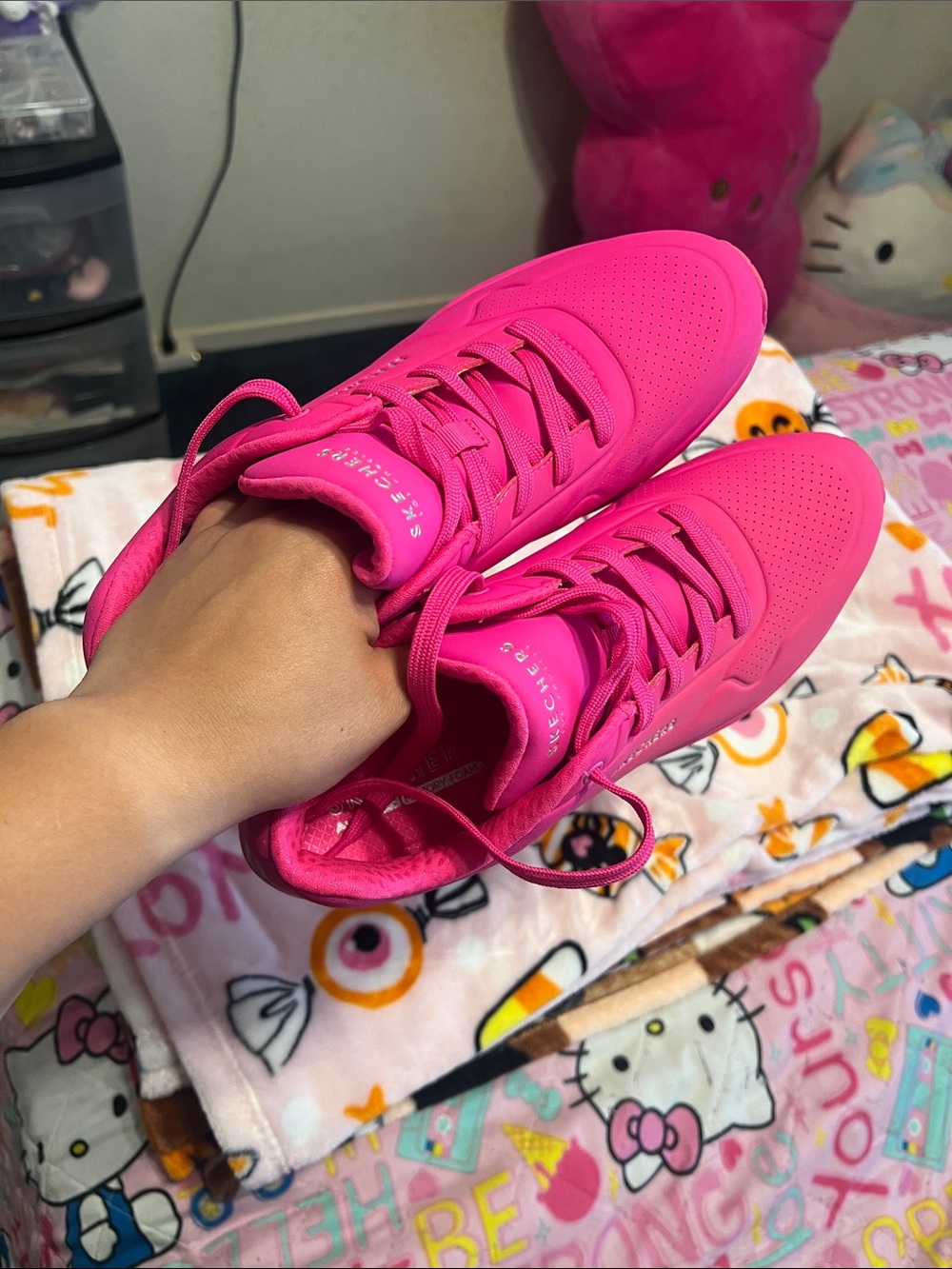 Skechers Women's Hot Pink Lace-Up Athletic Sneakers